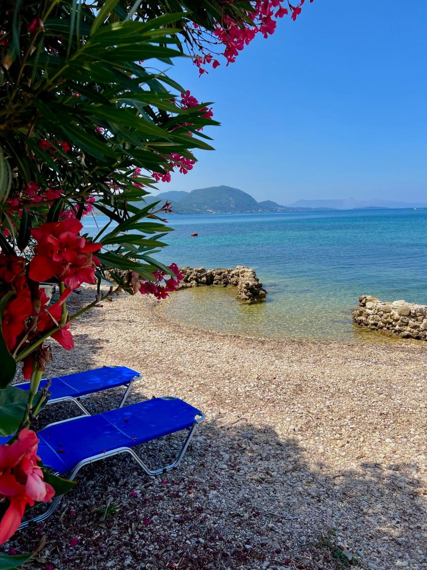 Kohyli Beachfront House Agia Pelagia Chlomou Екстер'єр фото