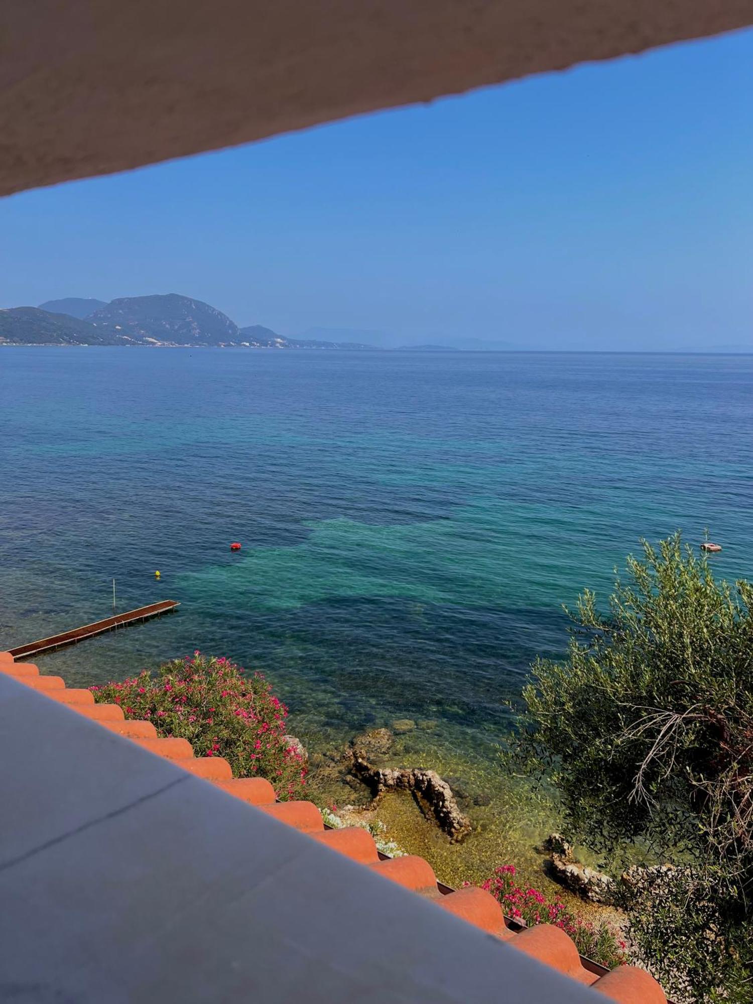 Kohyli Beachfront House Agia Pelagia Chlomou Екстер'єр фото