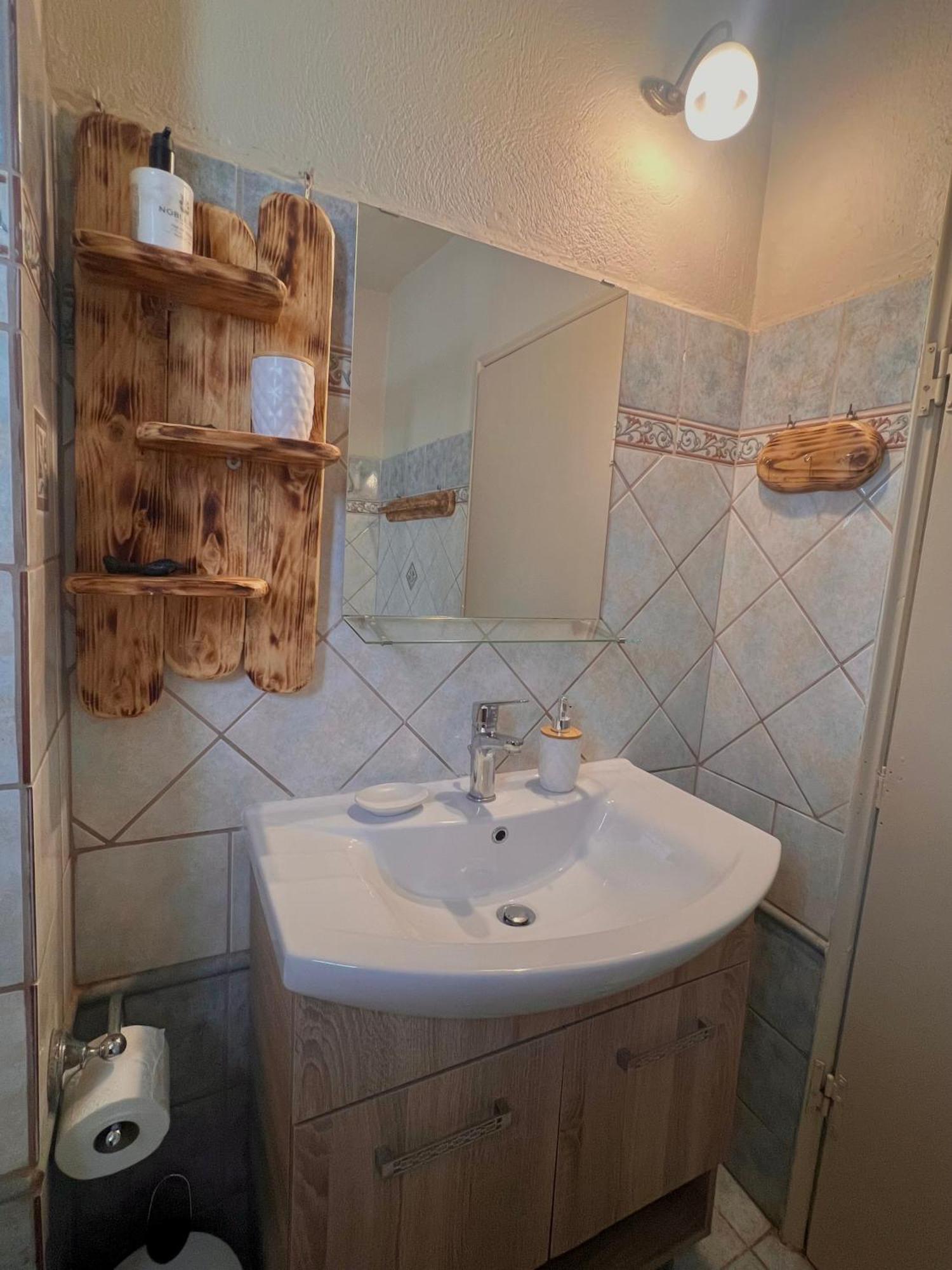 Kohyli Beachfront House Agia Pelagia Chlomou Екстер'єр фото