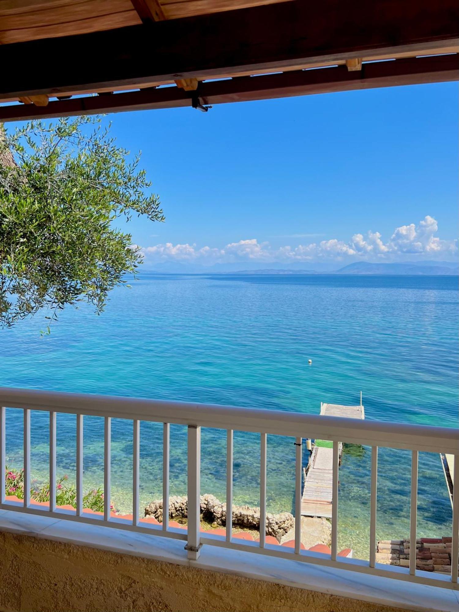 Kohyli Beachfront House Agia Pelagia Chlomou Екстер'єр фото