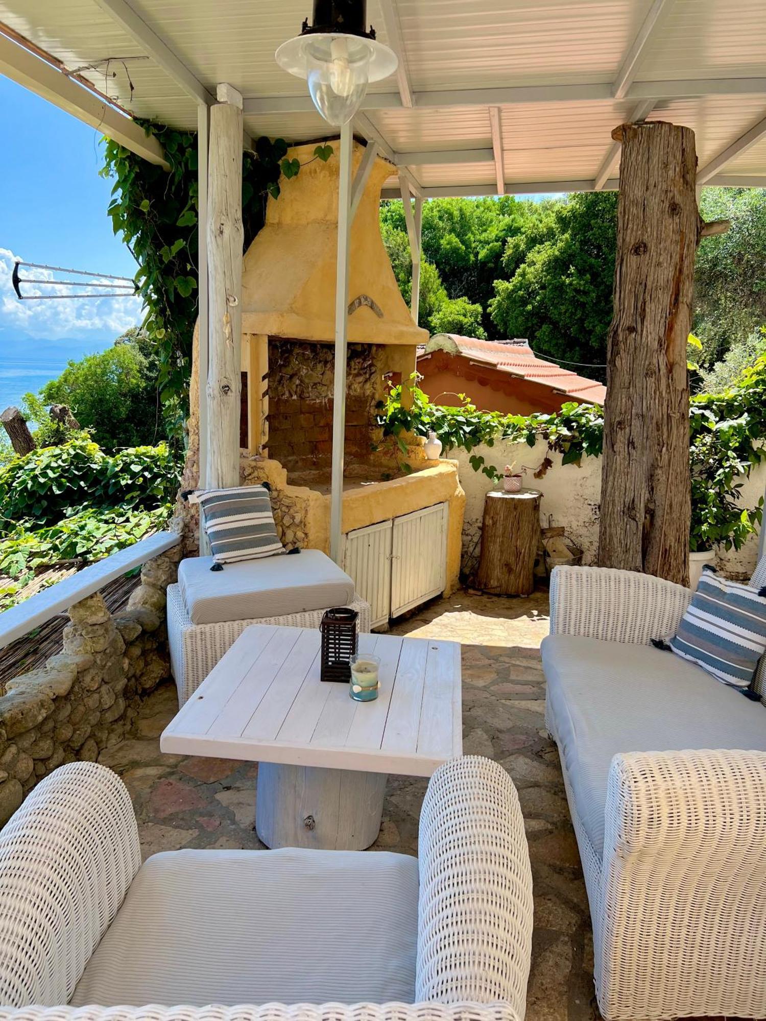 Kohyli Beachfront House Agia Pelagia Chlomou Екстер'єр фото